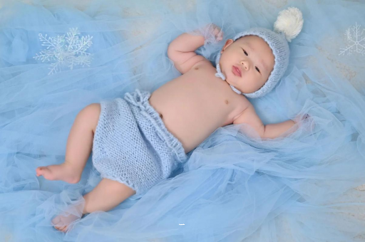 香河三个月宝宝挠耳朵 香河三个月宝宝挠耳朵